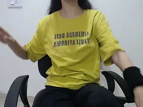 Farhana beautyfull online show from 13, 4, 2026