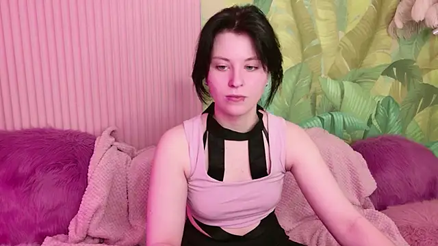 Snapshot of Milana_Cold chatting on 19, 1, 2026 Milana Cold online show from 19, 1, 2026