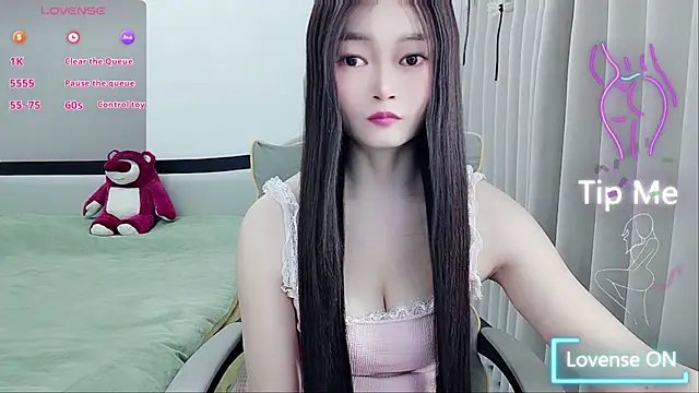 Snapshot of Lucky-susu chatting on 19, 12, 2025 Lucky-susu online show from 19, 12, 2025