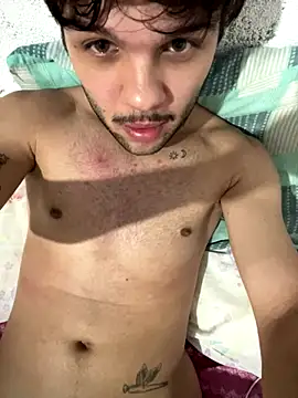 Snapshot of henriques98 chatting on 19, 12, 2025 henriques98 online show from 19, 12, 2025