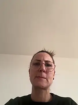 Snapshot of gatita07 chatting on 22, 12, 2025 gatita07 online show from 22, 12, 2025