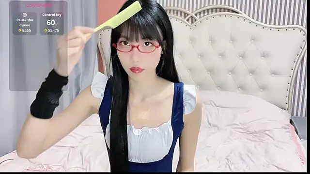 Snapshot of zhnmjx2025 chatting on 21, 12, 2025 zhnmjx2025 online show from 21, 12, 2025