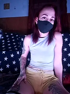 Snapshot of Lunara_Noir chatting on 22, 12, 2025 Lunara Noir online show from 22, 12, 2025