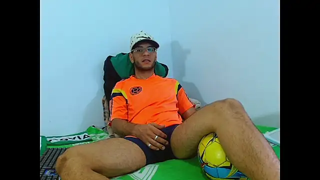 Snapshot of Alphamaster_92 chatting on 12, 6, 2026 Alphamaster 92 online show from 12, 6, 2026