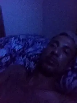 Snapshot of MAGRINdaVr chatting on 20, 12, 2025 MAGRINdaVr online show from 20, 12, 2025