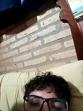 Snapshot of tu_mejor_amiguito chatting on 22, 12, 2025 tu mejor amiguito online show from 22, 12, 2025