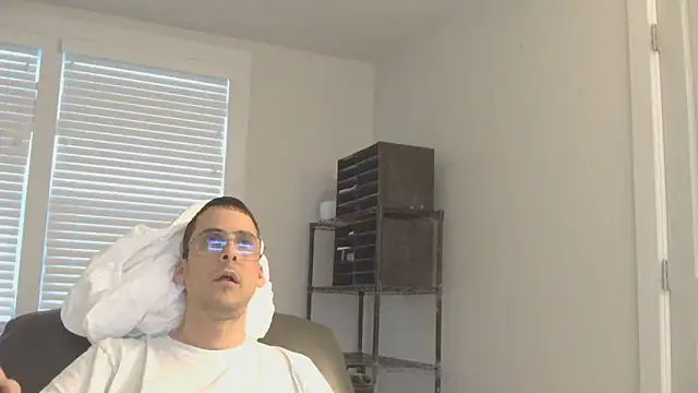 Snapshot of SissyJosh chatting on 24, 5, 2026 SissyJosh online show from 24, 5, 2026