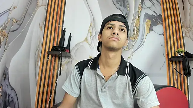 Snapshot of Victor_LatinBoy chatting on 15, 1, 2026 Victor LatinBoy online show from 15, 1, 2026