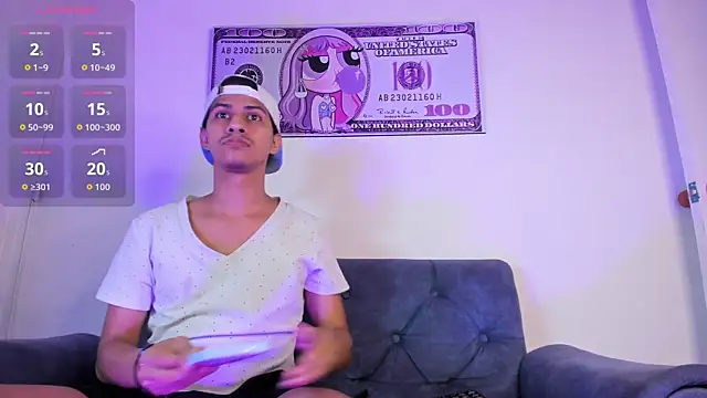 Snapshot of Victor_LatinBoy chatting on 29, 3, 2026 Victor LatinBoy online show from 29, 3, 2026