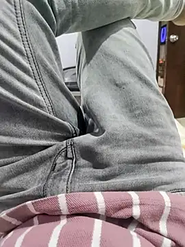 Snapshot of hydhunk26 chatting on 20, 12, 2025 hydhunk26 online show from 20, 12, 2025