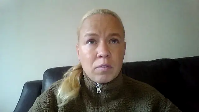 jennyblondeuk online show from 5, 2, 2026