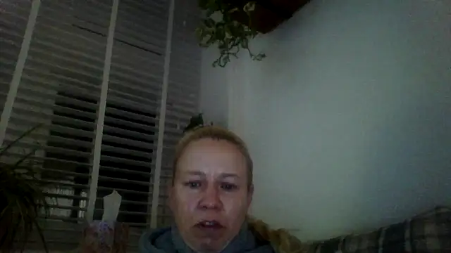 jennyblondeuk online show from 18, 2, 2026
