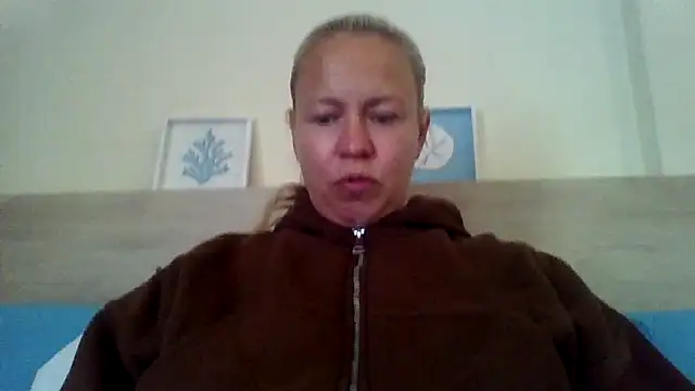 jennyblondeuk online show from 7, 5, 2026