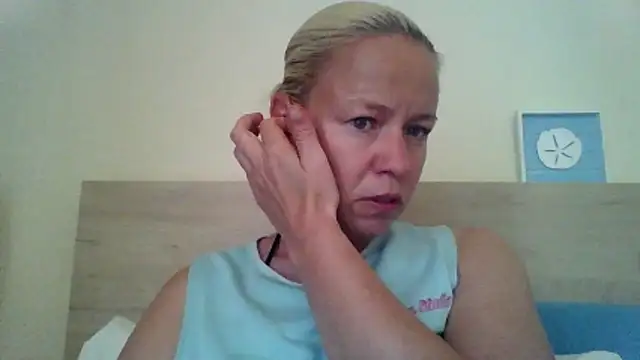 jennyblondeuk online show from 13, 5, 2026
