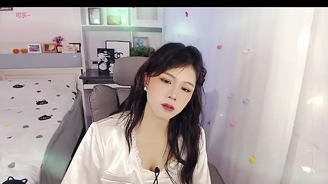 Snapshot of Coke-1996 chatting on 10, 1, 2026 Coke-1996 online show from 10, 1, 2026