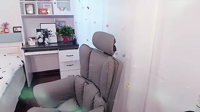 Snapshot of Coke-1996 chatting on 15, 1, 2026 Coke-1996 online show from 15, 1, 2026