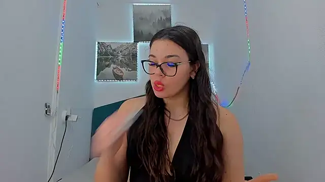 RedAssHottie online show from 28, 1, 2025