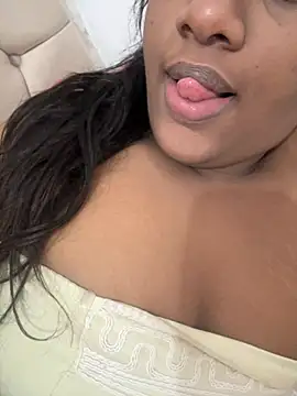 Snapshot of amorasecy chatting on 16, 7, 2026 amorasecy online show from 16, 7, 2026