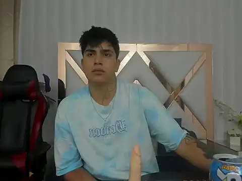 Snapshot of ThomasThund chatting on 8, 1, 2026 ThomasThund online show from 8, 1, 2026