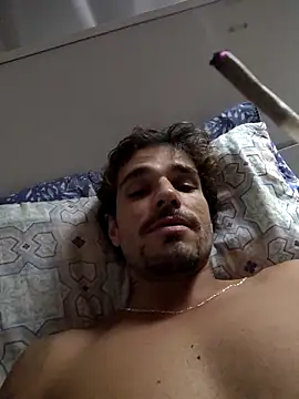 Snapshot of passarodefogo chatting on 22, 12, 2025 passarodefogo online show from 22, 12, 2025