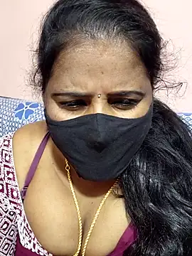 Snapshot of siri_tamiltelugu chatting on 6, 2, 2026 siri tamiltelugu online show from 6, 2, 2026