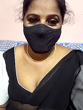 Snapshot of siri_tamiltelugu chatting on 24, 2, 2026 siri tamiltelugu online show from 24, 2, 2026