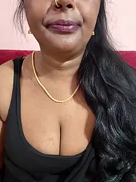 Snapshot of siri_tamiltelugu chatting on 3, 4, 2026 siri tamiltelugu online show from 3, 4, 2026