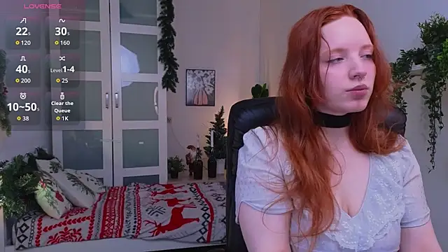 Snapshot of jennifernolan chatting on 21, 12, 2025 jennifernolan online show from 21, 12, 2025