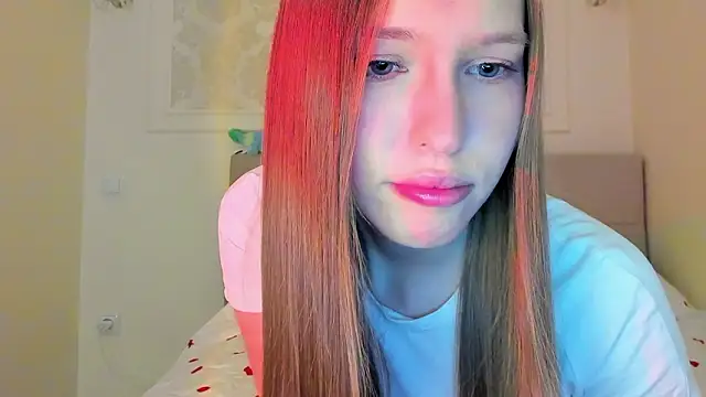 Alllura online show from 4, 2, 2026