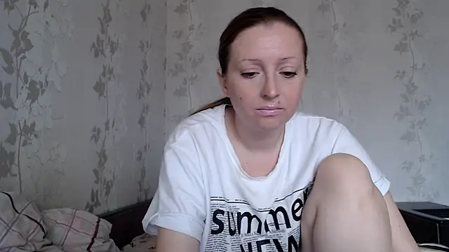 CrystallAngel online show from 11, 5, 2026