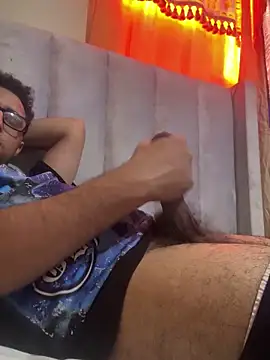 Snapshot of kiddeybaby chatting on 21, 12, 2025 kiddeybaby online show from 21, 12, 2025