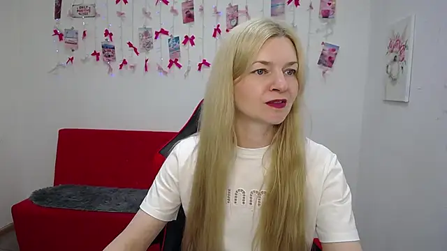 Snapshot of MelissaTyler chatting on 26, 5, 2026 MelissaTyler online show from 26, 5, 2026