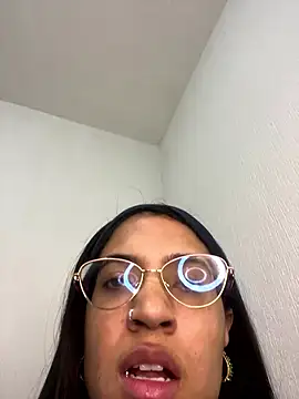 ValentinaEvanz online show from 13, 1, 2026