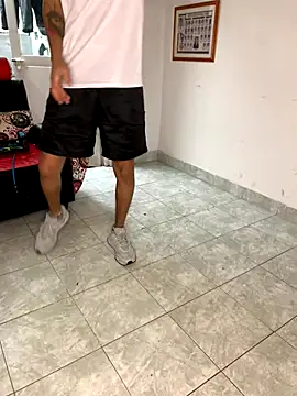 Latin Paisa Boy online show from 5, 1, 2026