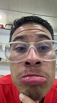 Latin Paisa Boy online show from 18, 2, 2026