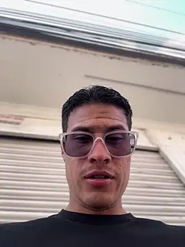 Latin Paisa Boy online show from 14, 3, 2026