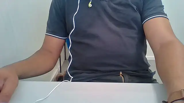 Snapshot of Moreno_Casado_Safado chatting on 4, 8, 2026 Moreno Casado Safado online show from 4, 8, 2026