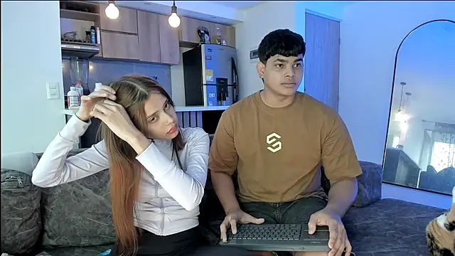 Snapshot of Nicole_and_thiago1 chatting on 10, 1, 2026 Nicole and thiago1 online show from 10, 1, 2026