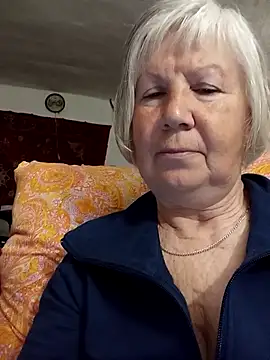 KlaudiaDarling online show from 4, 4, 2026