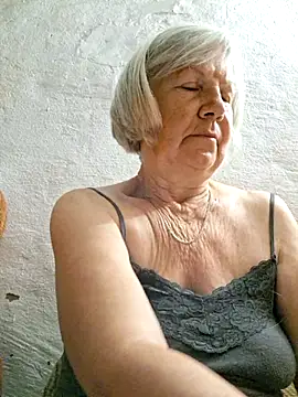 Snapshot of KlaudiaDarling chatting on 8, 7, 2026 KlaudiaDarling online show from 8, 7, 2026