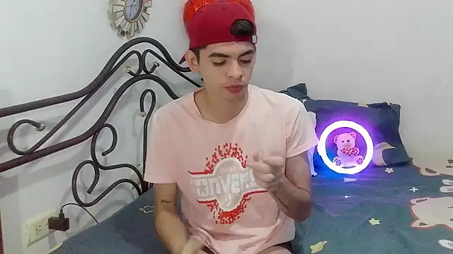 nico22love online show from 26, 2, 2026