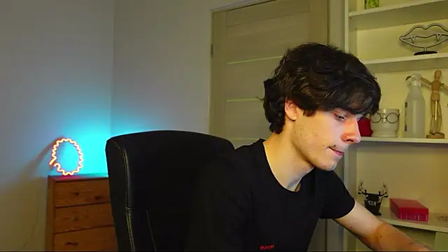 Snapshot of Daniel_Shawnn chatting on 28, 2, 2026 Daniel Shawnn online show from 28, 2, 2026