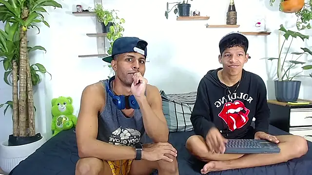 Interracial Snow Bunny online show from 10, 2, 2026