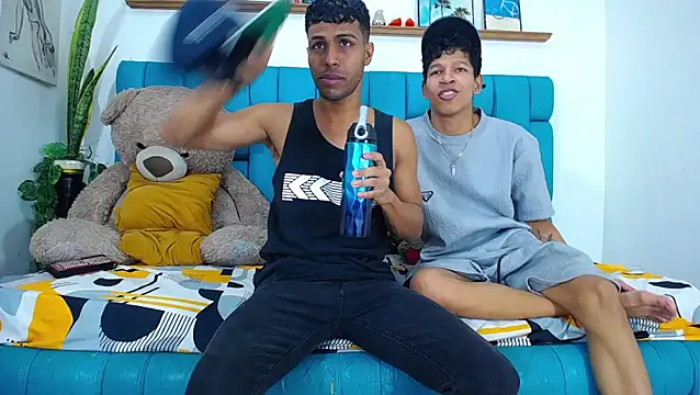 Interracial Snow Bunny online show from 17, 3, 2026