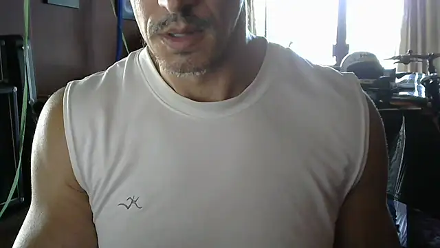 koolchillfun696969 online show from 10, 7, 2026