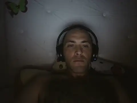 Snapshot of Frimcipioe chatting on 23, 12, 2025 Frimcipioe online show from 23, 12, 2025