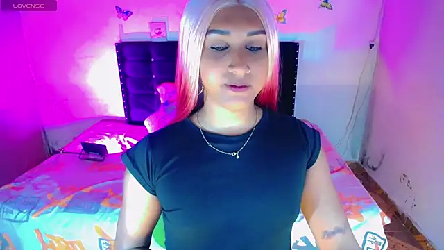 Snapshot of AlondraGill_11 chatting on 20, 7, 2026 AlondraGill 11 online show from 20, 7, 2026