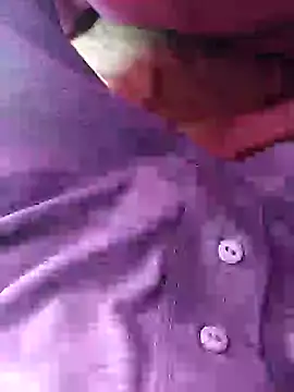 Snapshot of TrebleShebeen chatting on 7, 1, 2026 TrebleShebeen online show from 7, 1, 2026