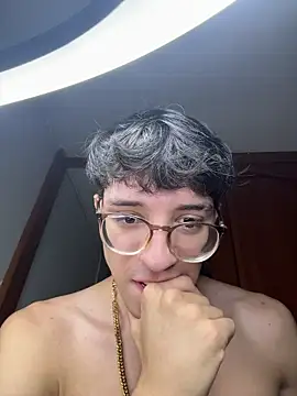 ArthurDavies  online show from 2, 2, 2026