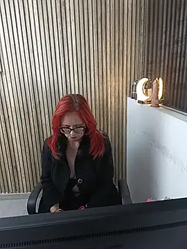 MarianaMonsalve  online show from 6, 2, 2026